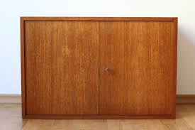 Dieser wunderbare holzschrank hat schon was etwas von einer antiquität. Teak Wandschrank Von Whb Raumwunder Vintage Wohnen In Nurnberg