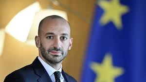 ENTRETIEN. « Être patriote aujourd'hui, c'est être Européen », dit le  ministre Benjamin Haddad