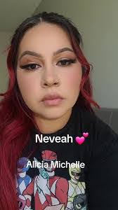 Leah Ardis's Instagram, Twitter & Facebook