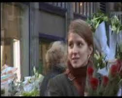 And with dublin as its backdrop, once is fun and fresh. Once Trailer Youtube