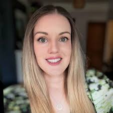 A few months back I posted about how I'd taken the decision to compress my  hours and start a year long jewellery making course one day a week. And  what a few