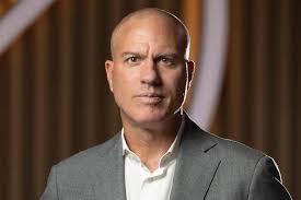 Alan Rutkowski's Instagram, Twitter & Facebook