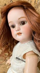 Antique Simon Halbig 1279, 32'' tall. Perfect bisque head with no cracks,  hairlines or restorations. Human hair wig. Brown glass eyes. Original body  and body finish. 2700€ plus shipping.