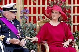 Sounds like a win, win to me. Le Prince Laurent De Belgique Revele Que La Princesse Claire Sa Femme Souffre D Une Grave Maladie