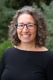 Jenna Burton's Instagram, Twitter & Facebook