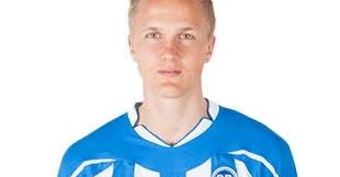 Kasper Larsen bliver i OB