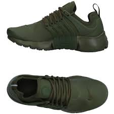 Nike Low Tops Sneakers 455 Pen Liked On Polyvore Featuring Shoes Sneakers Military Green Logo S Green Nike Shoes Nike Sneakers Women Olive Green Shoes