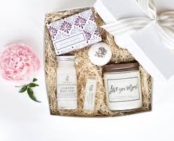 Explore a large collection of mother's day gifts and ideas to find the perfect one for your mom! Mothers Day Gift Idea Handmade Aromatherapy Spa Gift Box