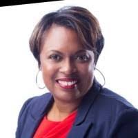 Gretchen Givens's Instagram, Twitter & Facebook