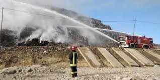 Pagesbusinessesmedia/news companyziar de clujvideosgroapa de gunoi in curtea lui dinca. Foto Cluj Incendiu La Noua GroapÄ De Gunoi In Caz Ca Sunteti In Cluj Si