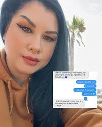 Flor Cruz's Instagram, Twitter & Facebook