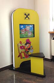 Mykidscorner Kinder Touchscreen Spielsystem Fur Raiffeisen Banken Osterreich Orgacontrol Kinderspielecke Kinderterminal T Kinderspielecke Kinder Kinderecke