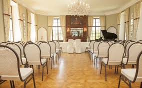 Kosten für eine hochzeit in berlin. Standesamt Bonn Heiraten Schloss Miel Hochzeiten Koln Bonn