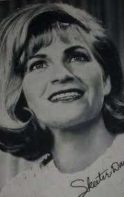 Skeeter Davis lyrics with translations