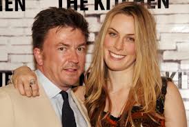 Fashion power couple parts ways