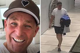 Haunting final pic of Shane Warne shows cricket legend walking through Thai  villa just hours before his death
