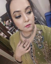 Huma afzal homebased saloon