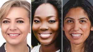 Aroosa Saeed's Instagram, Twitter & Facebook