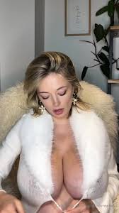 Caroline vreeland milk - Best adult videos and photos