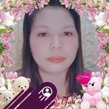 Grabe yung mga naglalakad ng sobrang graceful pero nakalabas ang mga daliri  sa sapatos. Kahanga-hanga!