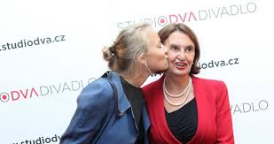 Search results for eva holubová. Eva Holubova Po Letech Vyvetrala Svoje Deti Syn Adam Se Pochlubil Pritelkyni Blesk Cz
