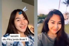 Whulan wanita single cari jodoh. Janda Cantik Satu Anak Cari Jodoh Syaratnya Mudah Tak Perlu Tampan Dan Kaya Mau