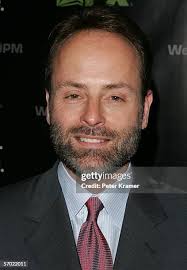 11 Photos & High Res Pictures