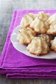 Petits Rochers Coco Ultra Simples Et Fondants Coconut Au Pays Des Momies Et Du Karkade Rochers Coco Recettes De Collations Recette