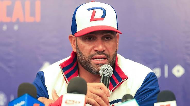 Albert Pujols named Dominican Republic manager for 2026 World Baseball  Classic - CBS Sports