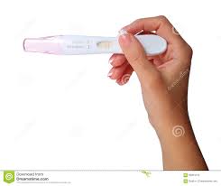 Ist der test positiv gibt es bestimmte verhaltensvorschriften, an die sich jeder halten muss. Hand Die Schwangerschaftstest Positiv Halt In Ihrer Hand Stockbild Bild Von Positiv Geburt 56961019