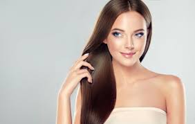 Untuk kamu yang bosan denga gaya rambut pria pendek dan ingin menggantinya menjadi lebih out of the box, man bun bisa banget nih dijadikan pilihan! Tanpa Perlu Ke Salon Inilah 9 Rekomendasi Krim Pelurus Rambut Yang Bisa Kamu Gunakan Di Rumah