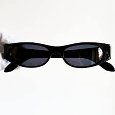 Gucci Vintage Sunglasses Rare Oval Black Rectangular Small Etsy Sunglasses Vintage Small Sunglasses Vintage Gucci