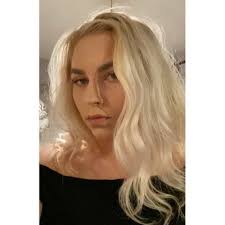 Tara Stephens (@_tarastephens)