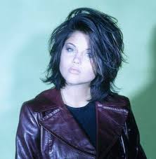 This list of hottest celebrities is ranked by pop culture junkies worldwide, making it the best place to find the most attractive female celebrities living today, according to actual fans. Tiffani Thiessen Medium Hair Styles Medium Length Hair Styles Long Hair Styles