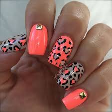 Decoración de uñas animal print, un diseño de uñas que te enseñaremos a realizar paso a paso desde youtube, con ayuda de una de las mejores diseñadoras de uñas decoradas. 20 Ideas De Disenos Para Unas Con Animal Print Que Te Encantaran Soy Curioso