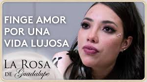 No quiere aceptar que su novia es una "lagartona"