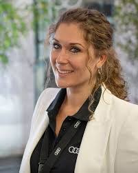 Anna Audi's Instagram, Twitter & Facebook