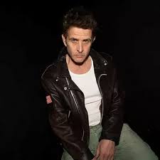 Space City Comic Con Feels They Were Mistreated by Sons of Anarchy's  Charlie Hunnam