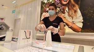 Press the menu button on your device, then tap quit to exit the pandora app. Pandora Says Laboratory Made Diamonds Are Forever Bbc News