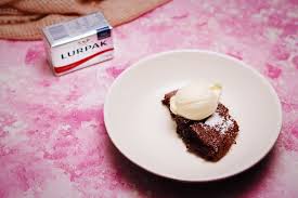 Baci Impossible Pudding The Cook S Pantry Hot Desserts Baking Sweet Food Pantry