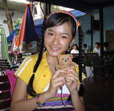 Phương trinh jolie trước phẫu thuật. Hanh Trinh Hoa Má»¹ Nhan Cá»§a Angela PhÆ°Æ¡ng Trinh