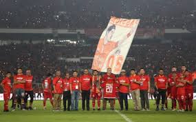 Bambang pamungkas (lahir di semarang, jawa tengah, 10 juni 1980; Bambang Pamungkas Sempat Berencana Pensiun Bareng Ismed Sofyan