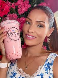 🎉We look forward to this new partnership and Welcome KAO SAECHAO to the  Bober Tea Family! Congratulations 👏❤️ • • MID-TOWN SACRAMENTO 🚗 1801 L  Street Suite 80 Sacramento, California 95811 • • • •