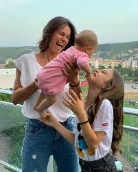Esta é a minha página oficial e o espaço que quero partilhar. Caras Claudia Vieira Admite Que Teve Duvidas Quanto A Ter Um Segundo Filho