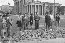 Die abriegelung begann am 13. Mauerbau 13 August 1961 Chronik Der Mauer