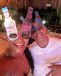 Photos by Verónica Angulo (@veronica.angul0) · October 24, 2023