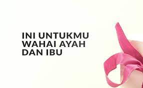 Papa mengajak ibu untuk ikut, tapi ibu menolak dengan alas an capek dan nggak mau mengganggu papa. Bingkisan Untuk Ayah Dan Ibu