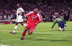 Team usa will have a chance to secure its place in the knockout stage of the tournament on saturday when it faces the czech republic. Eddie Pope Mehdi Mahdavikia And Kasey Keller United States 1 2 Iran 1998 Fifa World Cup Group F 21 06 1998 World Cup 1998 World Cup Fifa World Cup