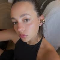 100+ "Piñera" profiles