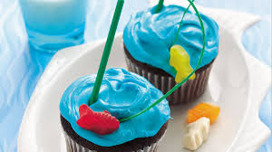 How To Color Your Frosting Bettycrocker Com